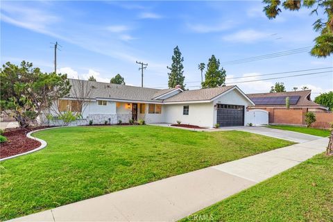 2776 N Beechwood Orange CA 92865