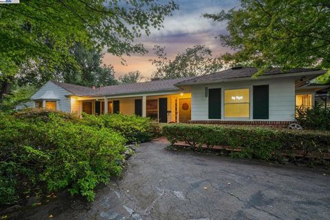 Photo of 175 Richard Ln Ln, Walnut Creek, CA 94595 (MLS # 41115830) Photo of 175 Richard Ln Ln, Walnut Creek, CA 94595 (MLS # 41115830)