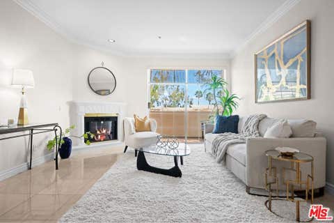 Photo of 7218 Hillside Avenue #202, Los Angeles, CA 90046 (MLS # 26874515)