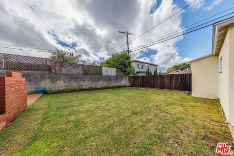 Tiny photo for 785 El Medio Avenue, Pacific Palisades, CA 90272 (MLS # 26654573)