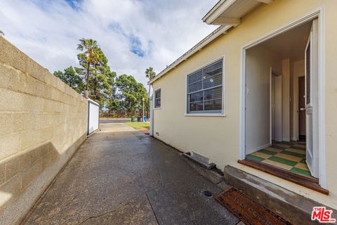 Tiny photo for 785 El Medio Avenue, Pacific Palisades, CA 90272 (MLS # 26654573)