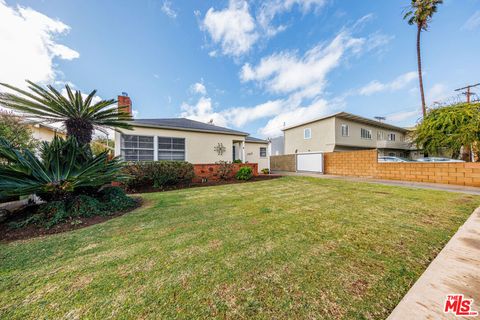Tiny photo for 785 El Medio Avenue, Pacific Palisades, CA 90272 (MLS # 26654573)