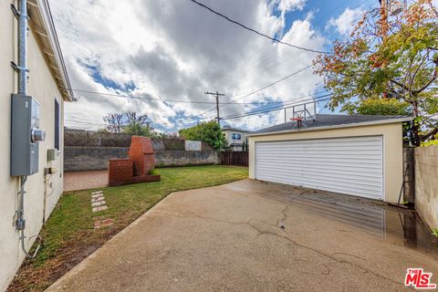 Tiny photo for 785 El Medio Avenue, Pacific Palisades, CA 90272 (MLS # 26654573)