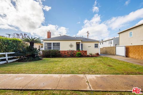 Photo of 785 El Medio Avenue, Pacific Palisades, CA 90272 (MLS # 26654573)