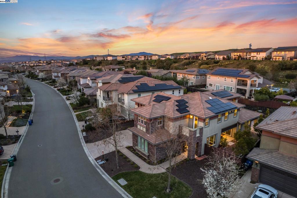 STONEBRAE COUNTRY CLUB - Residential