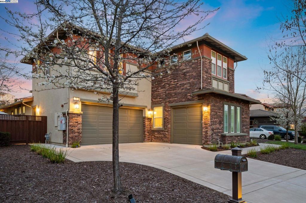 STONEBRAE COUNTRY CLUB - Residential