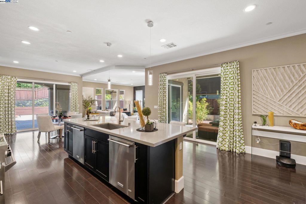 STONEBRAE COUNTRY CLUB - Residential