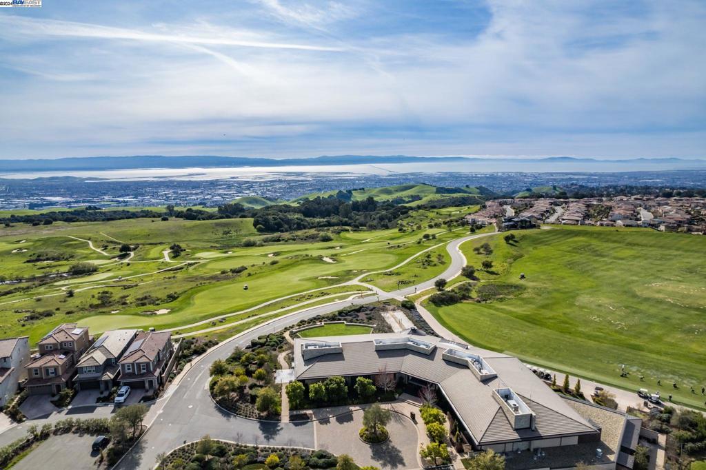 STONEBRAE COUNTRY CLUB - Residential