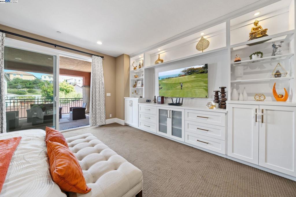 STONEBRAE COUNTRY CLUB - Residential