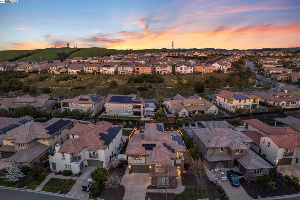 STONEBRAE COUNTRY CLUB - Residential