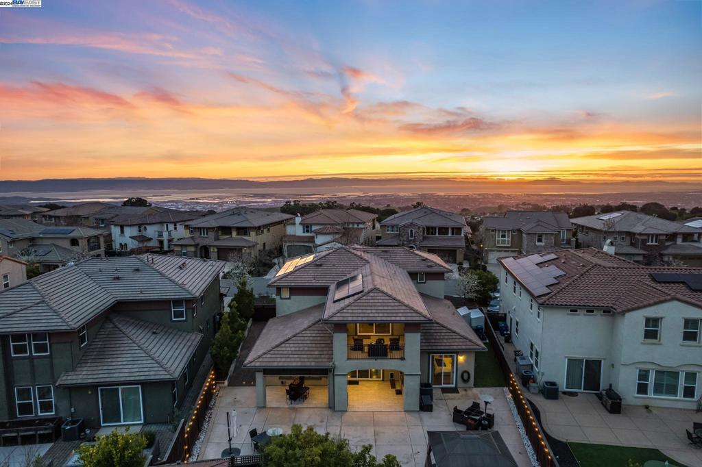 STONEBRAE COUNTRY CLUB - Residential