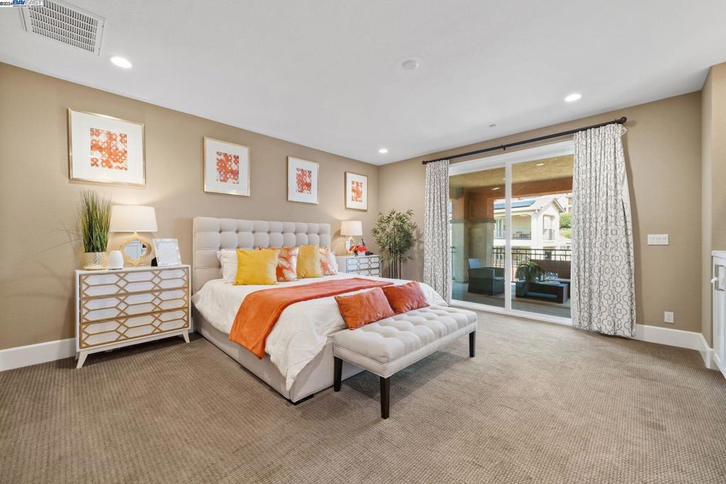 STONEBRAE COUNTRY CLUB - Residential