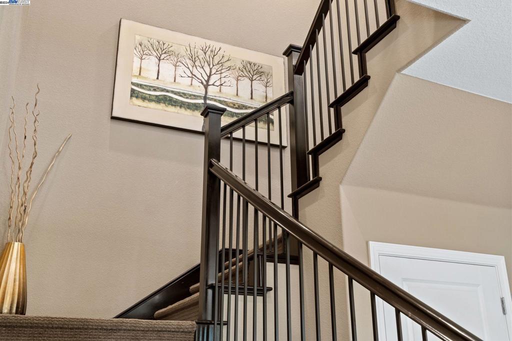 STONEBRAE COUNTRY CLUB - Residential