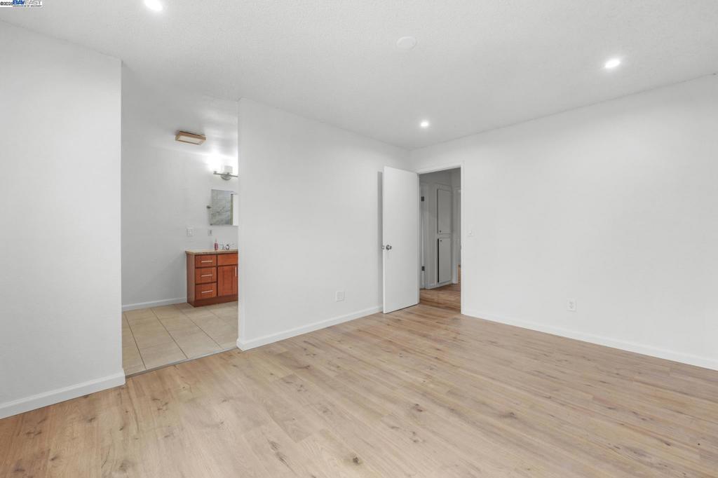 HEIGHTS - Residential