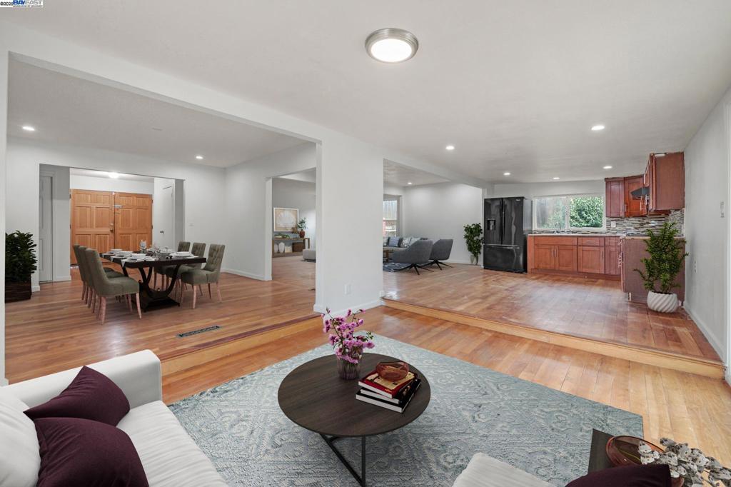 HEIGHTS - Residential