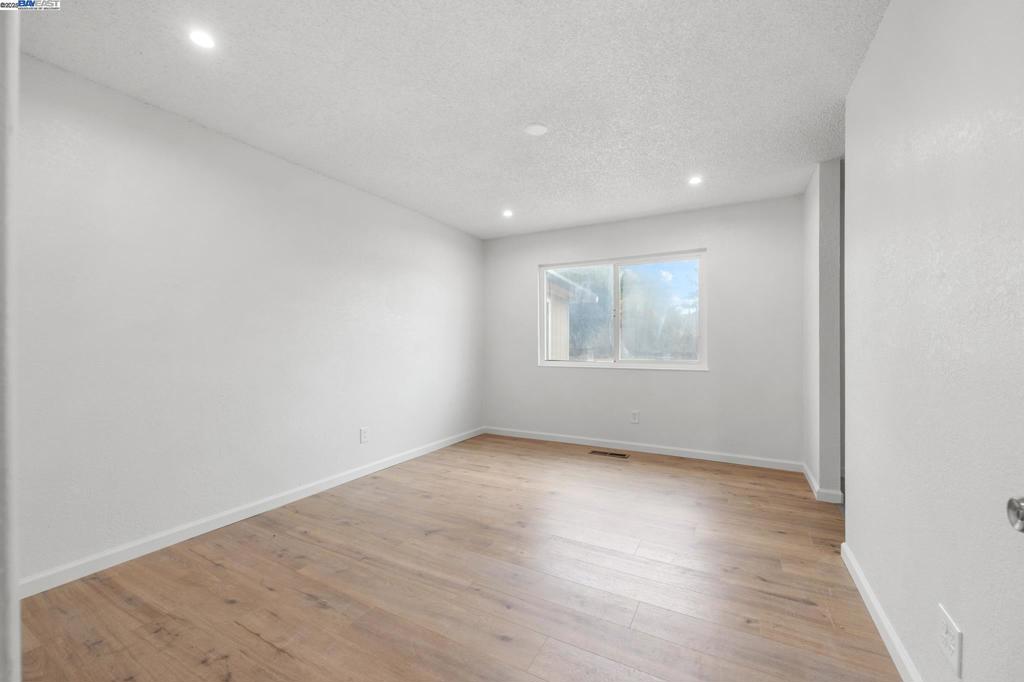 HEIGHTS - Residential