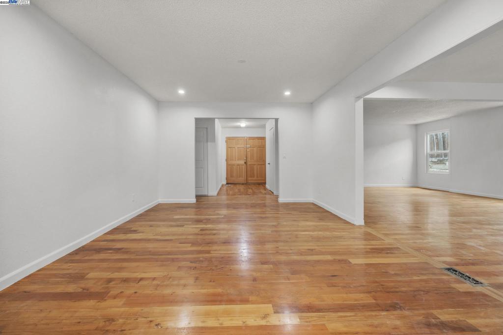 HEIGHTS - Residential