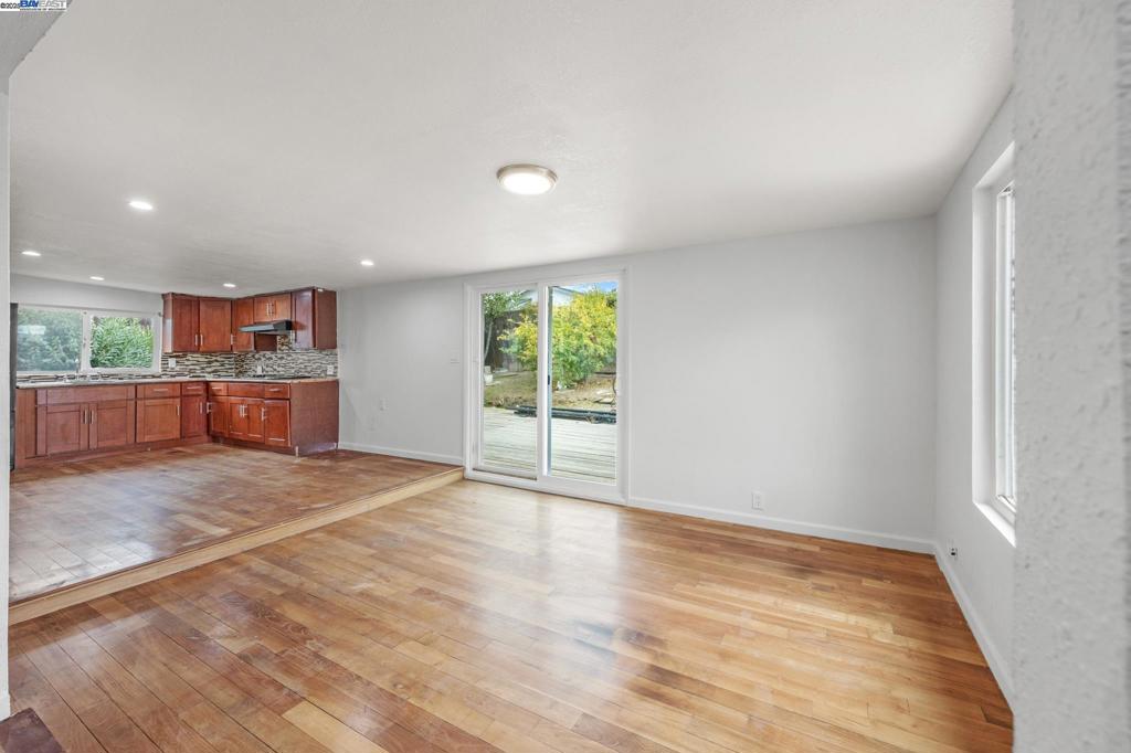 HEIGHTS - Residential