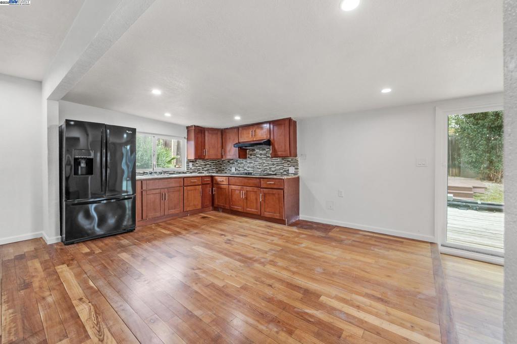 HEIGHTS - Residential