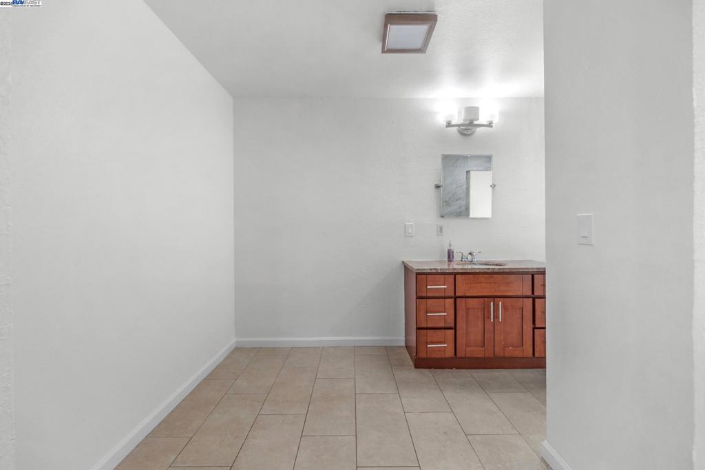 HEIGHTS - Residential