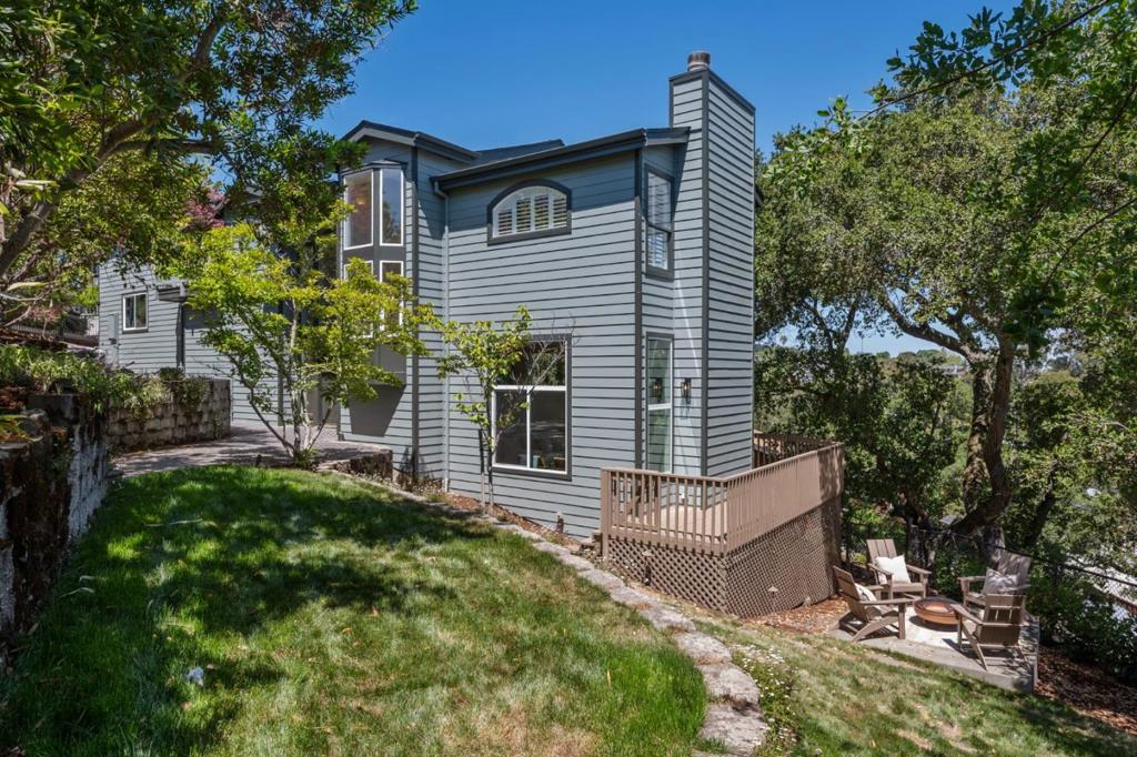 3554 Oak Knoll Drive