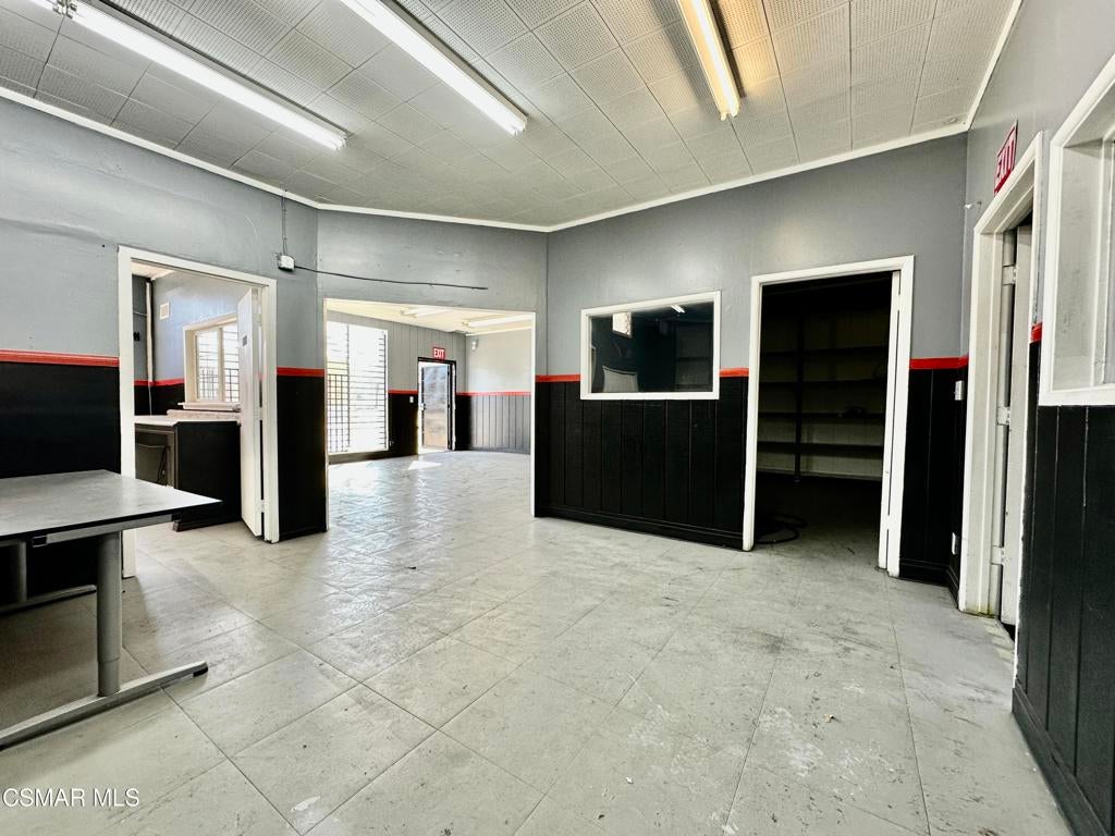 229 S Oxnard