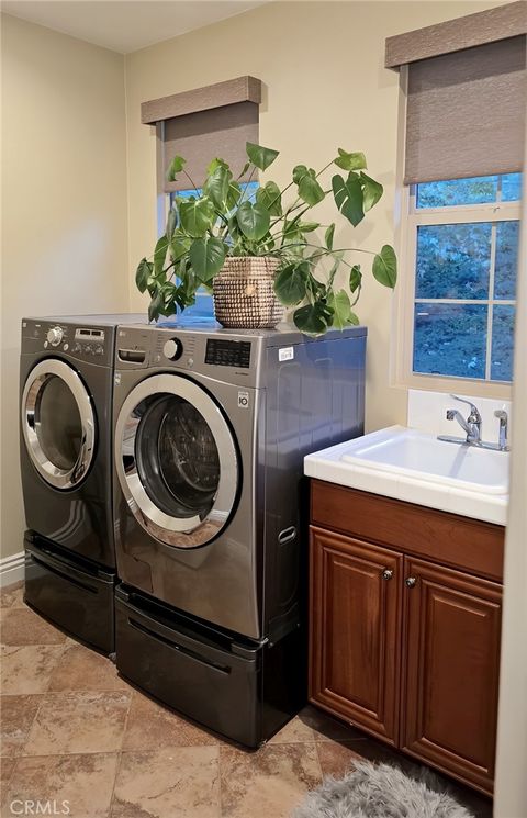 Tiny photo for 26661 Paseo Callado, San Juan Capistrano, CA 92675 (MLS # PW25265755)