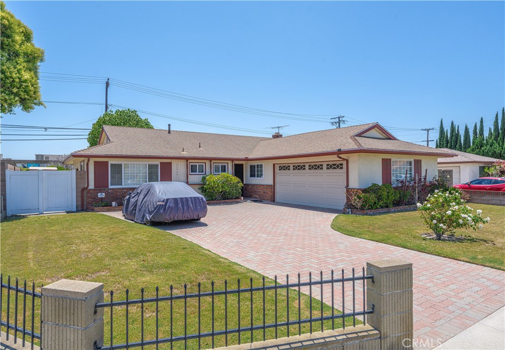 11566 Azalea Avenue