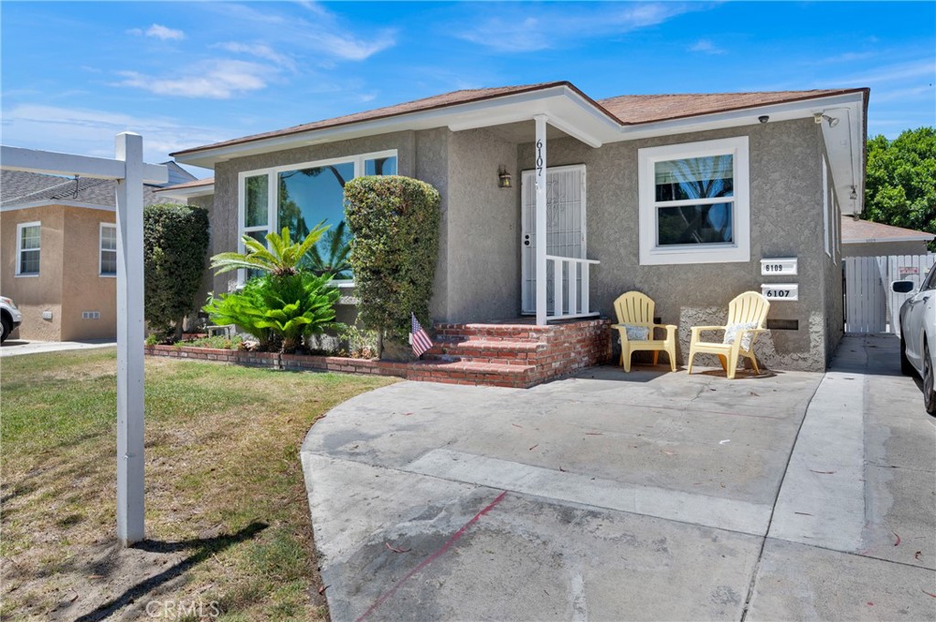 Home Sweet Home 6107 Del Amo Blvd. This beauty is a 3 bedroom, 2 bath home has a nicely remodeled kitchen and bathrooms. The main bedroom has a large walk in closet and its own private bath. Freshly painted inside and out, dual pane windows, large front window , long driveway and designated back yard. Being on Del Amo has its perks with service street which is ideal only neighbor on each side, dual pane windows offers minimal sound and lots of street parking. 6107 Del Amo Blvd's best kept secret an ADU that is barely a year new. This bonus spot is fully permitted and has its own address which is ideal for aging family members, young adult or a little extra income Spacious kitchen, bathroom , own utilities and its own back yard.
Del Amo is close to shopping, variety of eating options, parks, places to worship and easy access to 605, 405 & 91 freeways.
Wouldn't it be great to be part of Tree City USA and call 6107 Del Amo home sweet home.