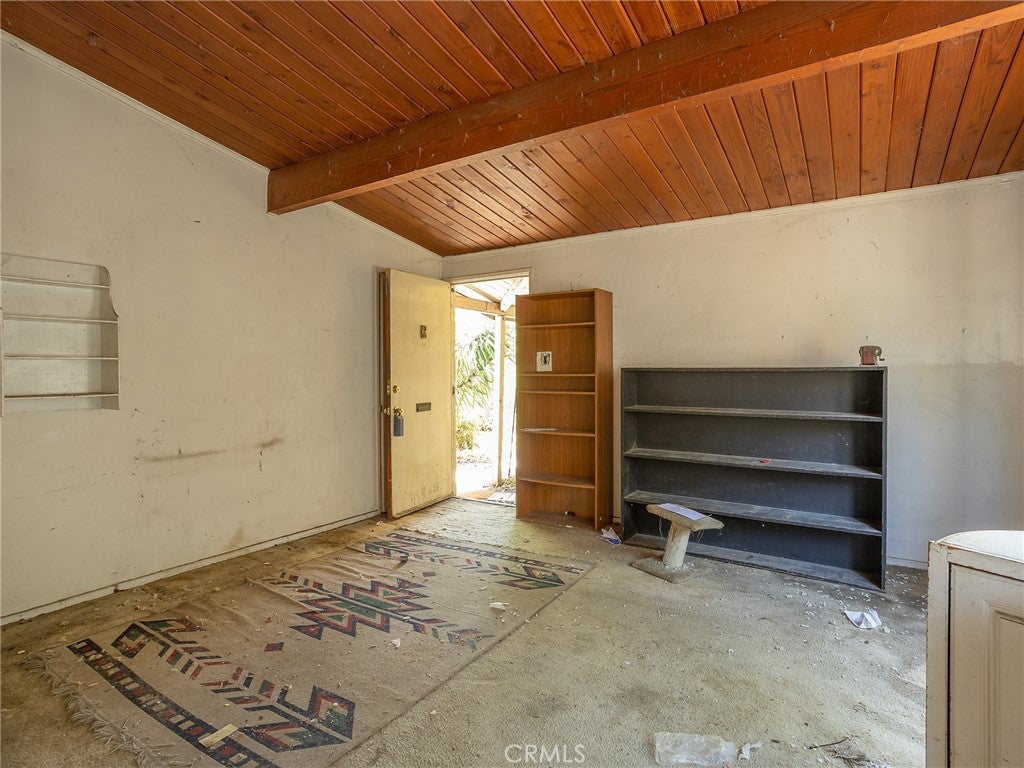 14301 Roscoe Boulevard