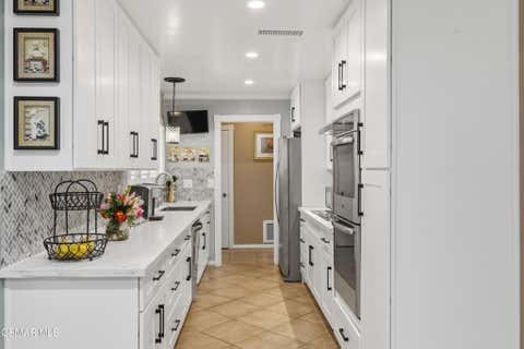 Tiny photo for 321 Pajaro Avenue N, Ventura, CA 93004 (MLS # 226003460)