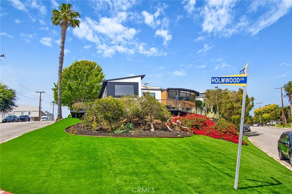 Photo of 300 Holmwood Drive, Newport Beach, CA 92663 (MLS # OC26033125)