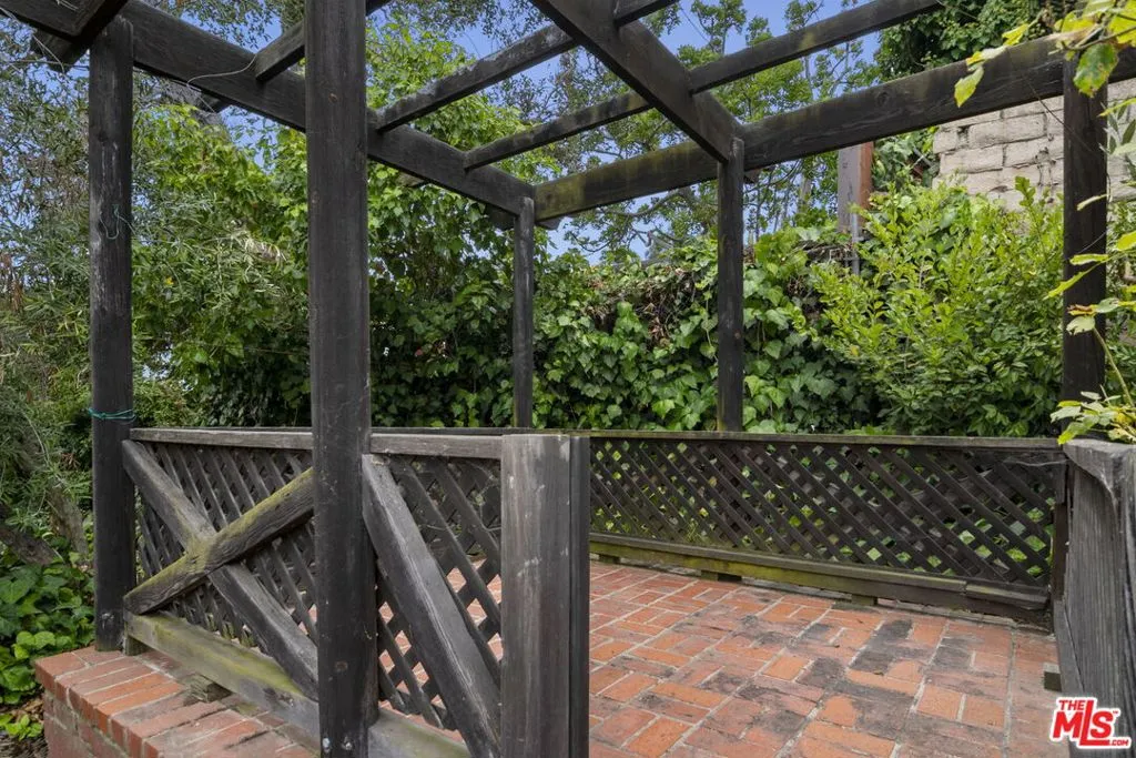 Los Angeles, California 90024, United States, 5 Bedrooms Bedrooms, ,5 BathroomsBathrooms,Residential,Active,198387