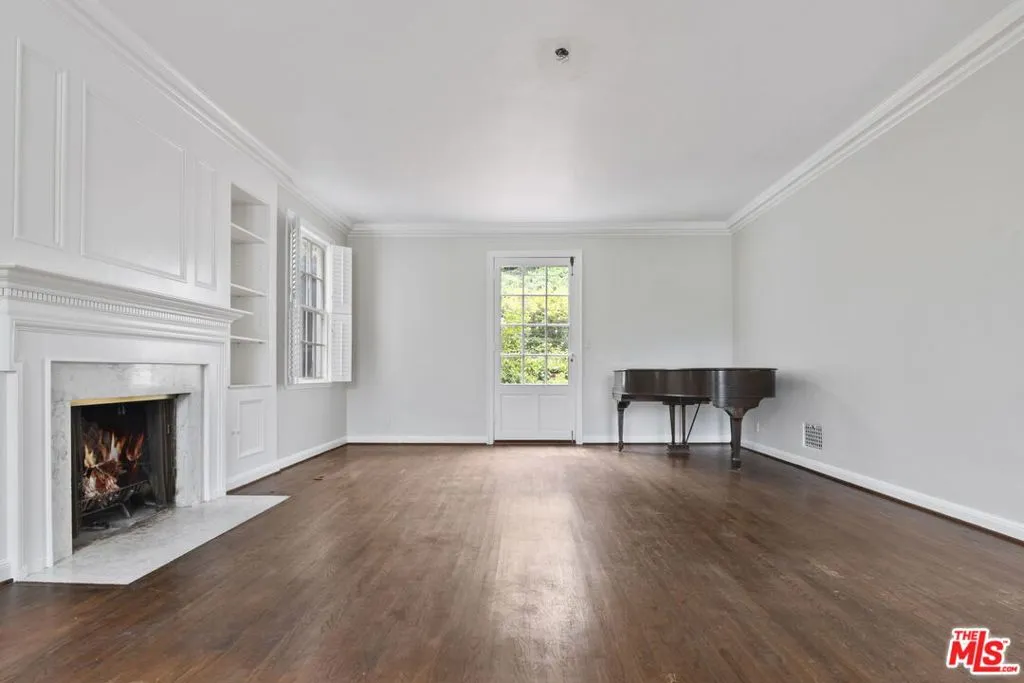 Los Angeles, California 90024, United States, 5 Bedrooms Bedrooms, ,5 BathroomsBathrooms,Residential,Active,198387