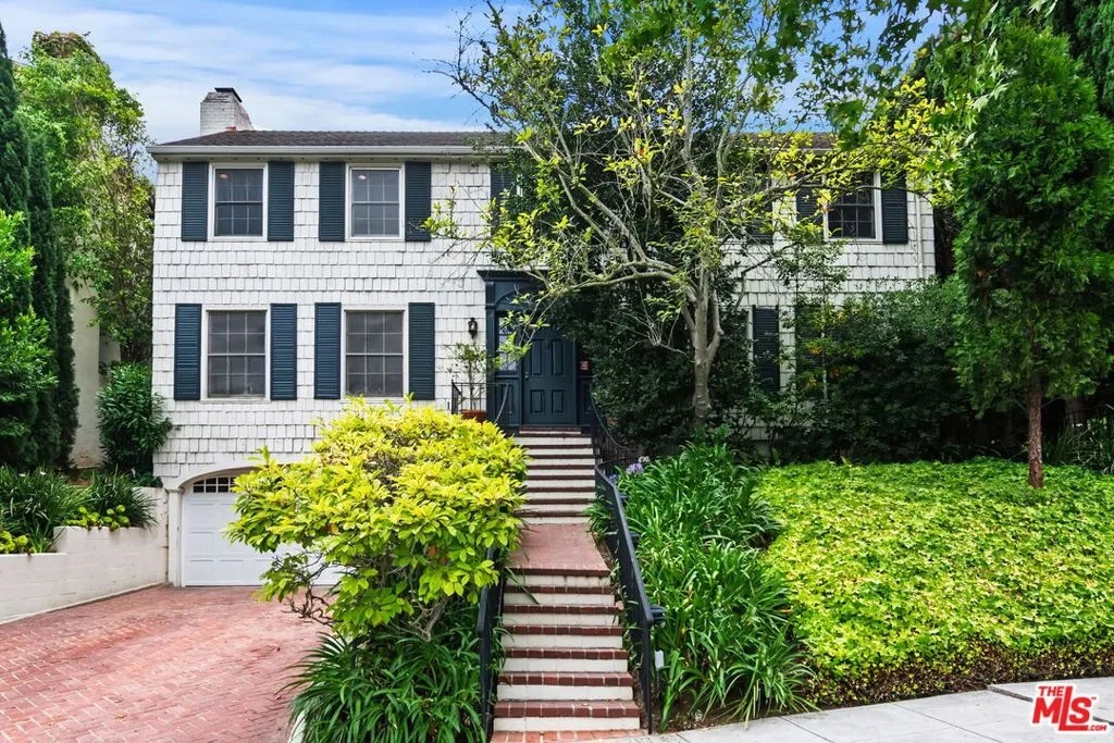 Los Angeles, California 90024, United States, 5 Bedrooms Bedrooms, ,5 BathroomsBathrooms,Residential,Active,198387