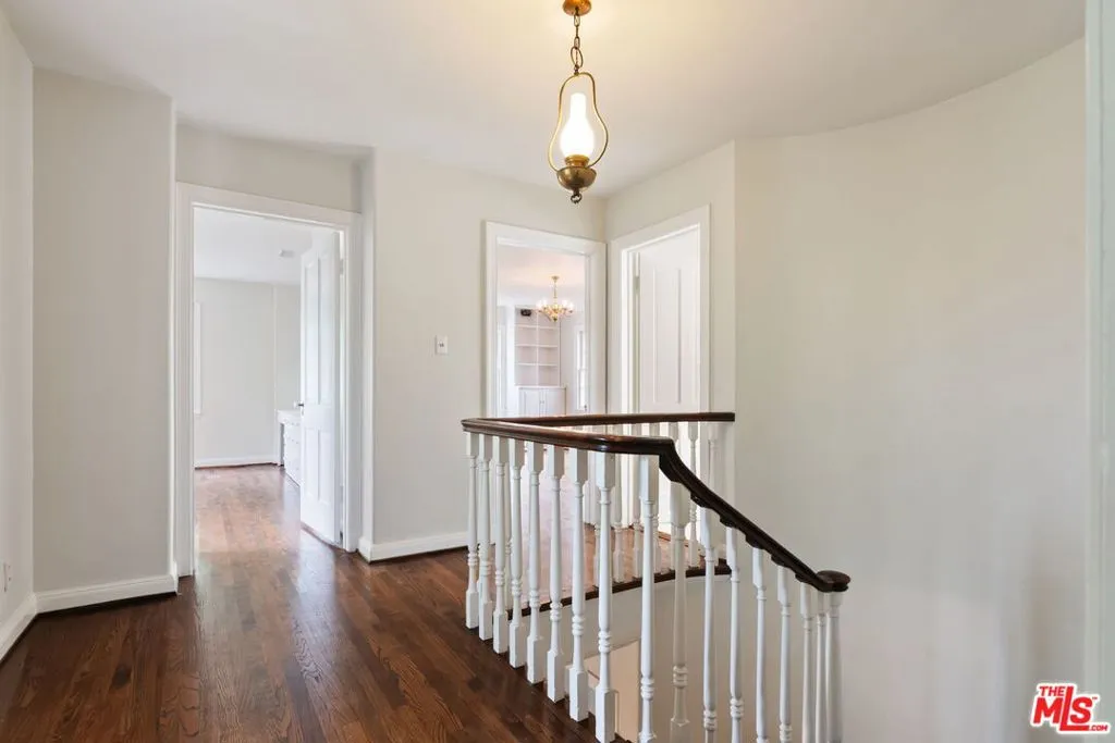 Los Angeles, California 90024, United States, 5 Bedrooms Bedrooms, ,5 BathroomsBathrooms,Residential,Active,198387