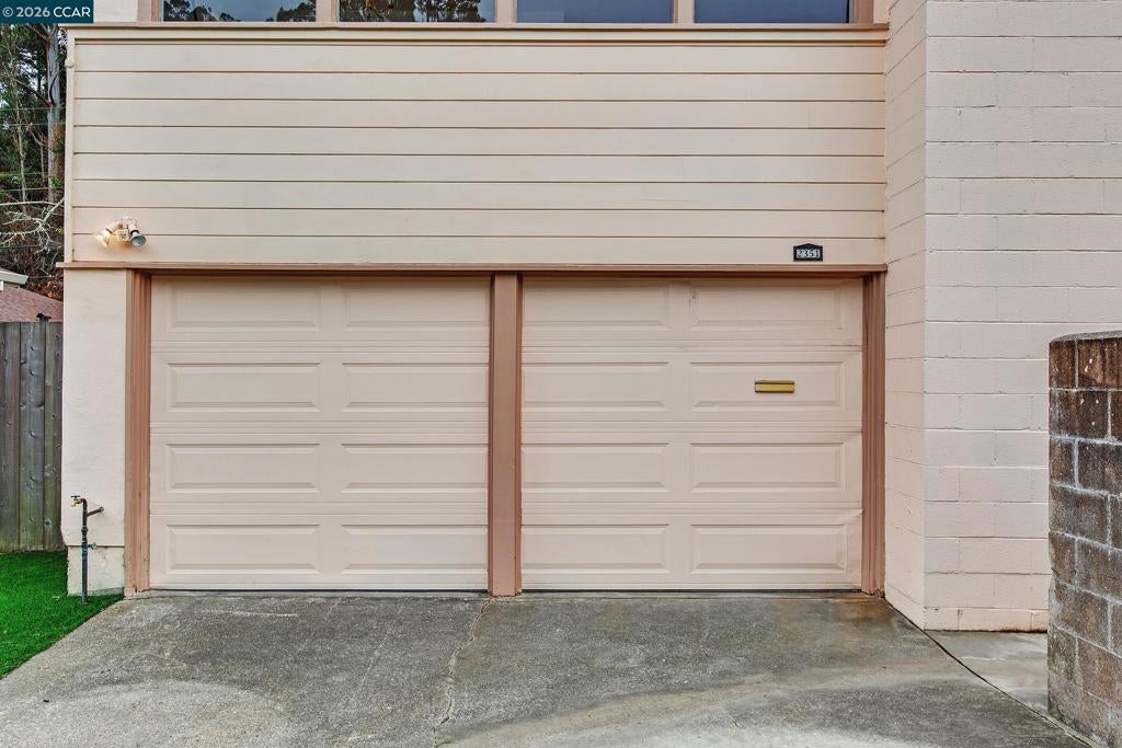 2351 Valleywood Dr