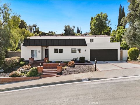 Photo of 5931 Maury Avenue, Woodland Hills, CA 91367 (MLS # SR26084828)