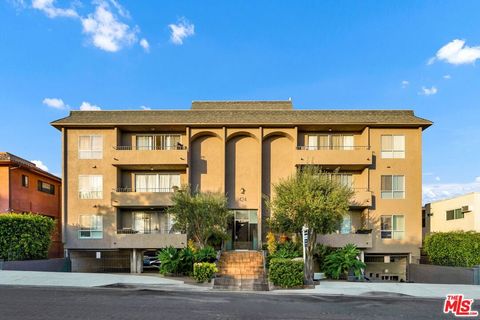 Photo of 1424 AMHERST Avenue #207, Los Angeles, CA 90025 (MLS # 26641585)