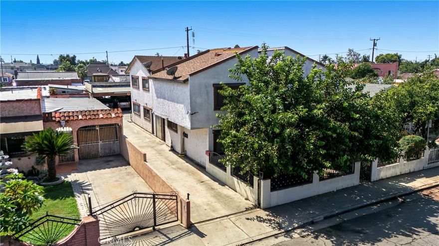 Exceptional Triplex Investment in Walnut Park, Huntington Park. Welcome to this rare opportunity to own a versatile triplex in the heart of Huntington Park’s sought-after Walnut Park neighborhood. The front unit features an expansive 4 bedrooms and 2 bathrooms and will be delivered vacant, making it perfect for an owner-occupant or a new tenant at market rent. Behind it are two comfortable 2-bedroom, 1-bathroom residences that provide steady rental income. A spacious 3-car detached garage sits at the rear of the property, offering excellent potential for storage or conversion into ADUs to further increase cash flow. This property is ideal for investors looking for a high-performing asset or homeowners who want to live in one unit while collecting rent from the others. Centrally located near shopping, dining, schools, and public transportation, it offers both convenience and long-term value. Don’t miss the chance to add this income-producing gem to your portfolio or make it your next home. Schedule your showing today!