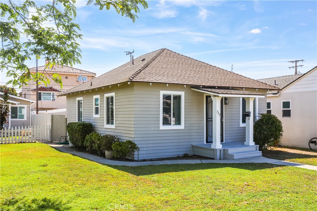 Welcome to this beautifully renovated home located in the heart of Huntington Beach, CA. This property boasts two spacious bedrooms and a full bathroom, perfect for those seeking a comfortable and stylish living space. The home features a brand new kitchen, complete with modern cabinets, quartz countertops, and stainless steel appliances. The new wood laminate flooring throughout adds a touch of elegance and warmth. The property also includes washer and dryer hookups and an inside laundry room for your convenience. The new dual pane windows and heating system ensure your comfort in all seasons. The private backyard offers a great space for outdoor relaxation. With new recess lighting, this home has a bright and inviting atmosphere. Experience the perfect blend of comfort and style in this Huntington Beach home.