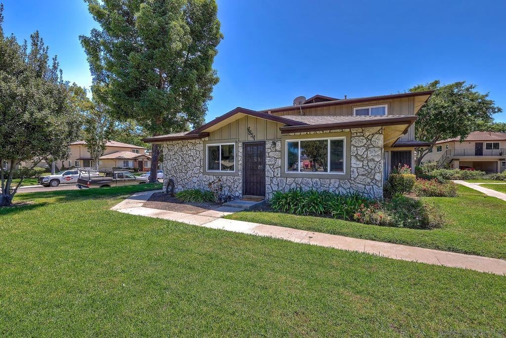 9859 Mission Vega Road RD 1, Santee CA 92071