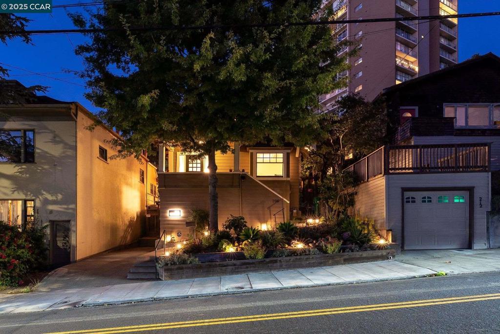 PIEDMONT AVENUE - Residential