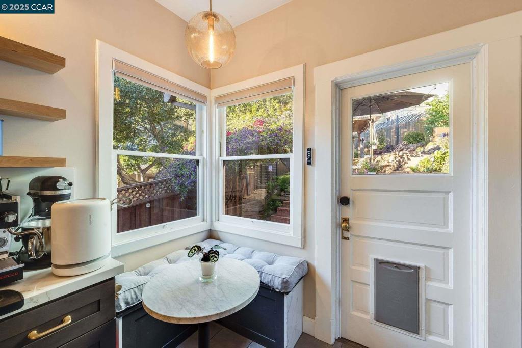 PIEDMONT AVENUE - Residential