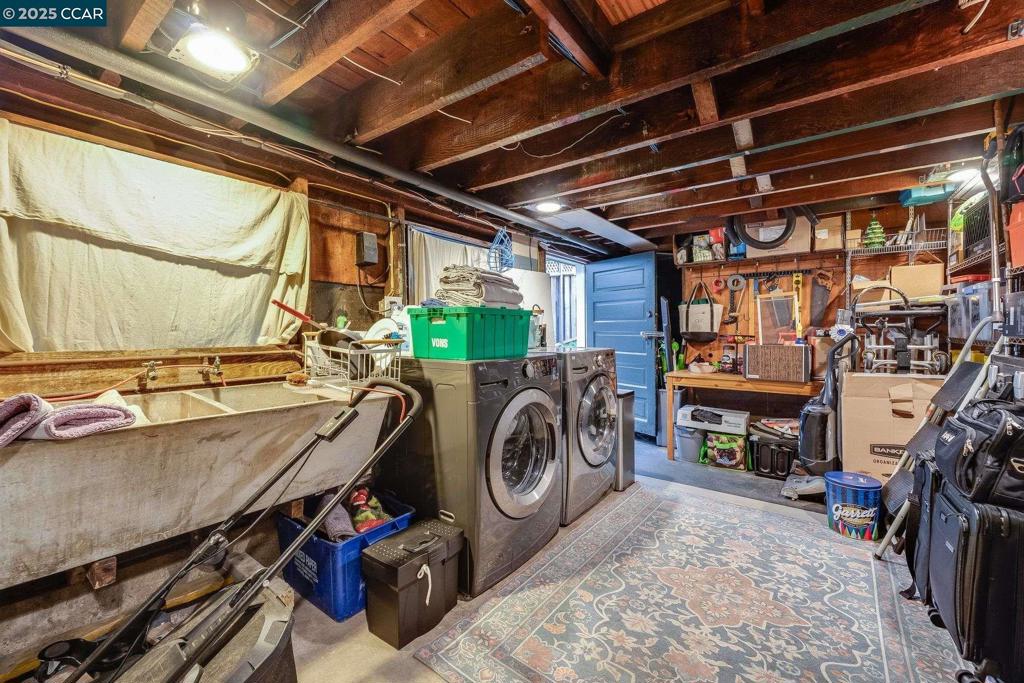 PIEDMONT AVENUE - Residential