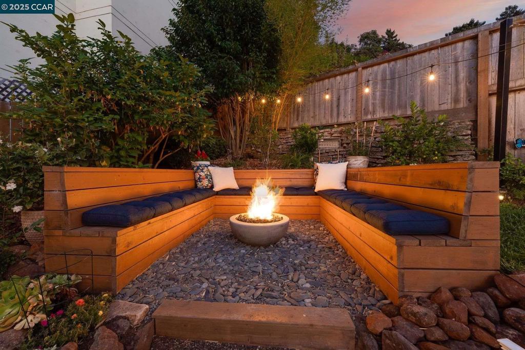 PIEDMONT AVENUE - Residential