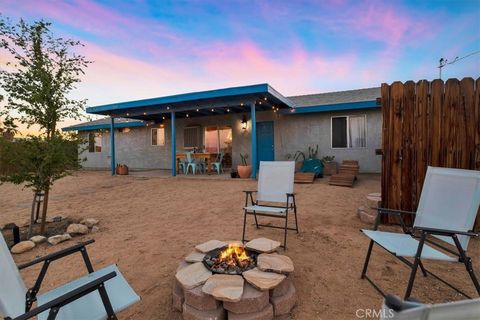 Photo of 4661 Avenida La Manana, Joshua Tree, CA 92252 (MLS # JT26040446)
