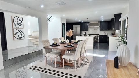 Photo of 12270 Circula Panorama, Santa Ana, CA 92705 (MLS # OC25115486)