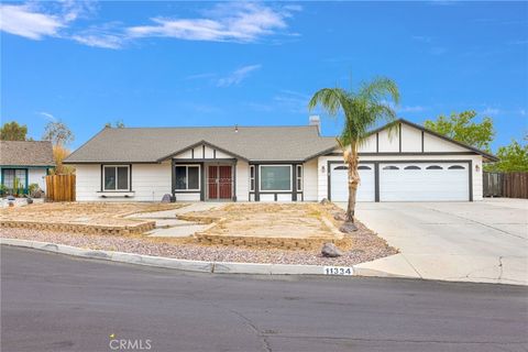 Photo of 11334 Courtside Street, Victorville, CA 92392 (MLS # IG25197877)