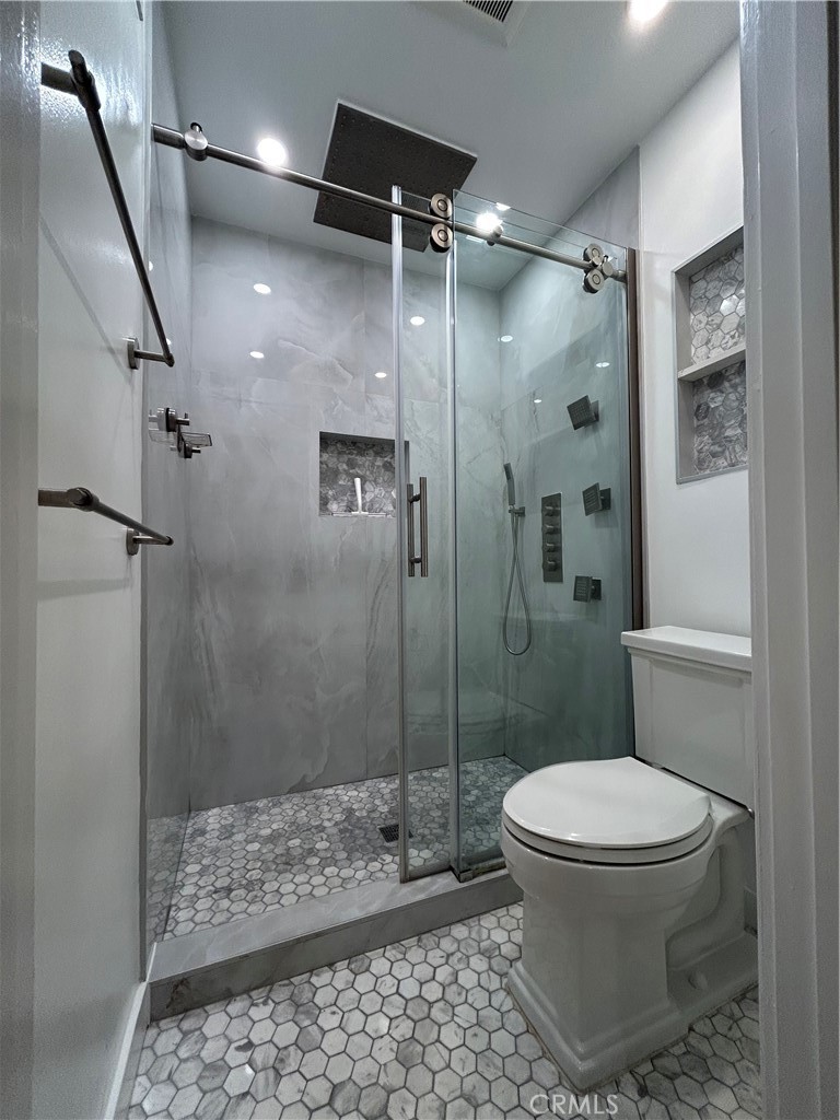 Woodlake Village (WDLK) - Residential